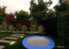 Tuinontwerp met ingegraven trampoline in Papendrecht