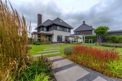 Siergrassen in tuin Hendrik-Ido-Ambacht