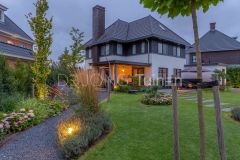 Tuinpark met sfeervolle beplanting in Hendrik-Ido-Ambacht