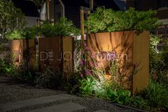 Design cortenstalen plantenbakken in Papendrecht