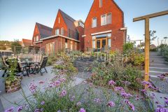 Moderne dijktuin in Dordrecht