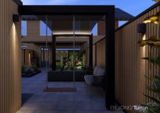 Moderne achtertuin met pergola en schommel in Papendrecht