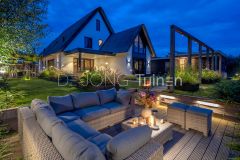 Zithoek in luxe grote tuin Papendrecht