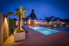 Villatuin met Ibiza sfeer in Papendrecht