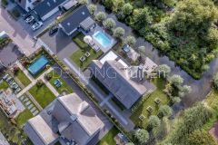 Bovenaanzicht luxe tuin in Papendrecht